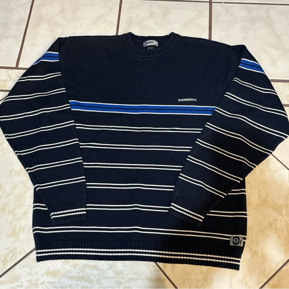 Vintage 2009 Ezekiel Sweater XL Excellent/New Condition